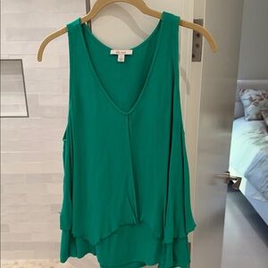 Ella Moss Women's Green Sleeveless Blouse